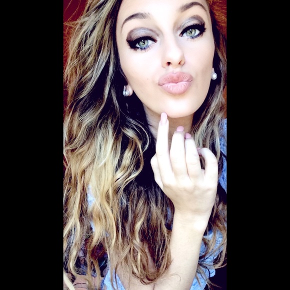 Meet your Posher, Haylie - Picture 1 of 1